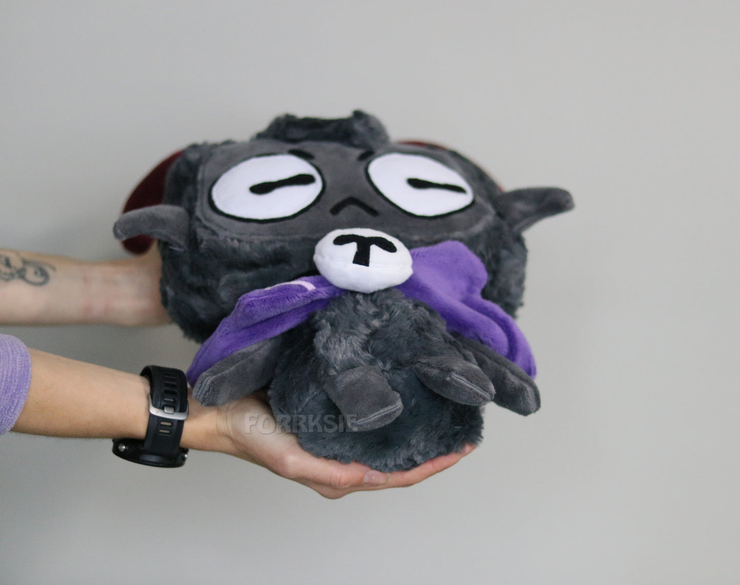 Cult of the Lamb, 17 inches Goat plushie, weighted - READY TO SHIP