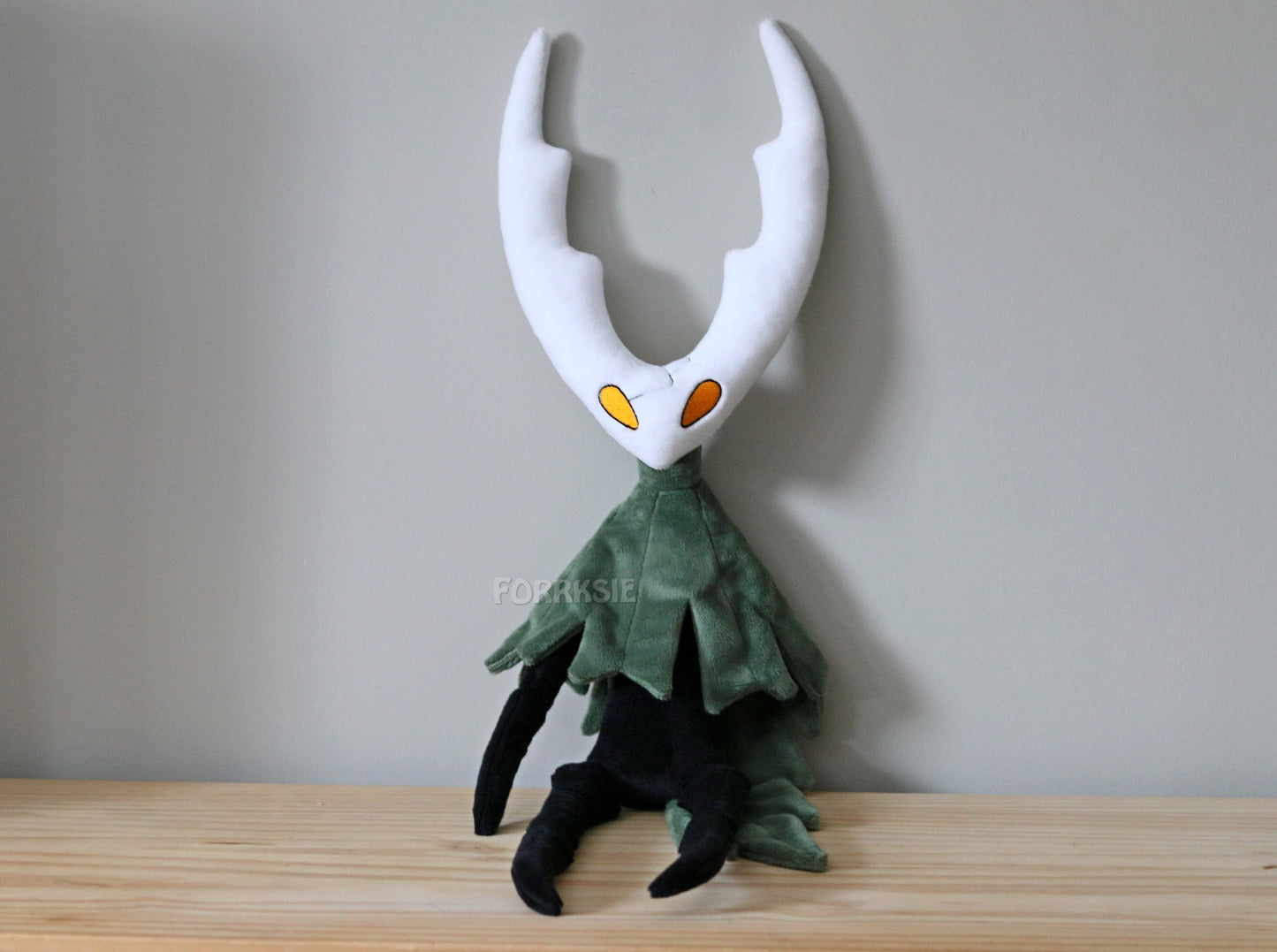 PRE-ORDER Hollow Knight/Pure Vessel plush, 82cm/32"