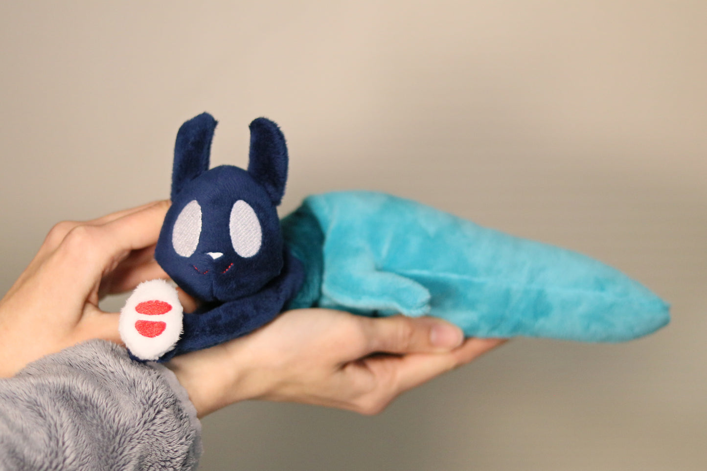 PRE-ORDER 13 inches weighted Slugcat plushie, Rain World, Downpour, with MAGNETS