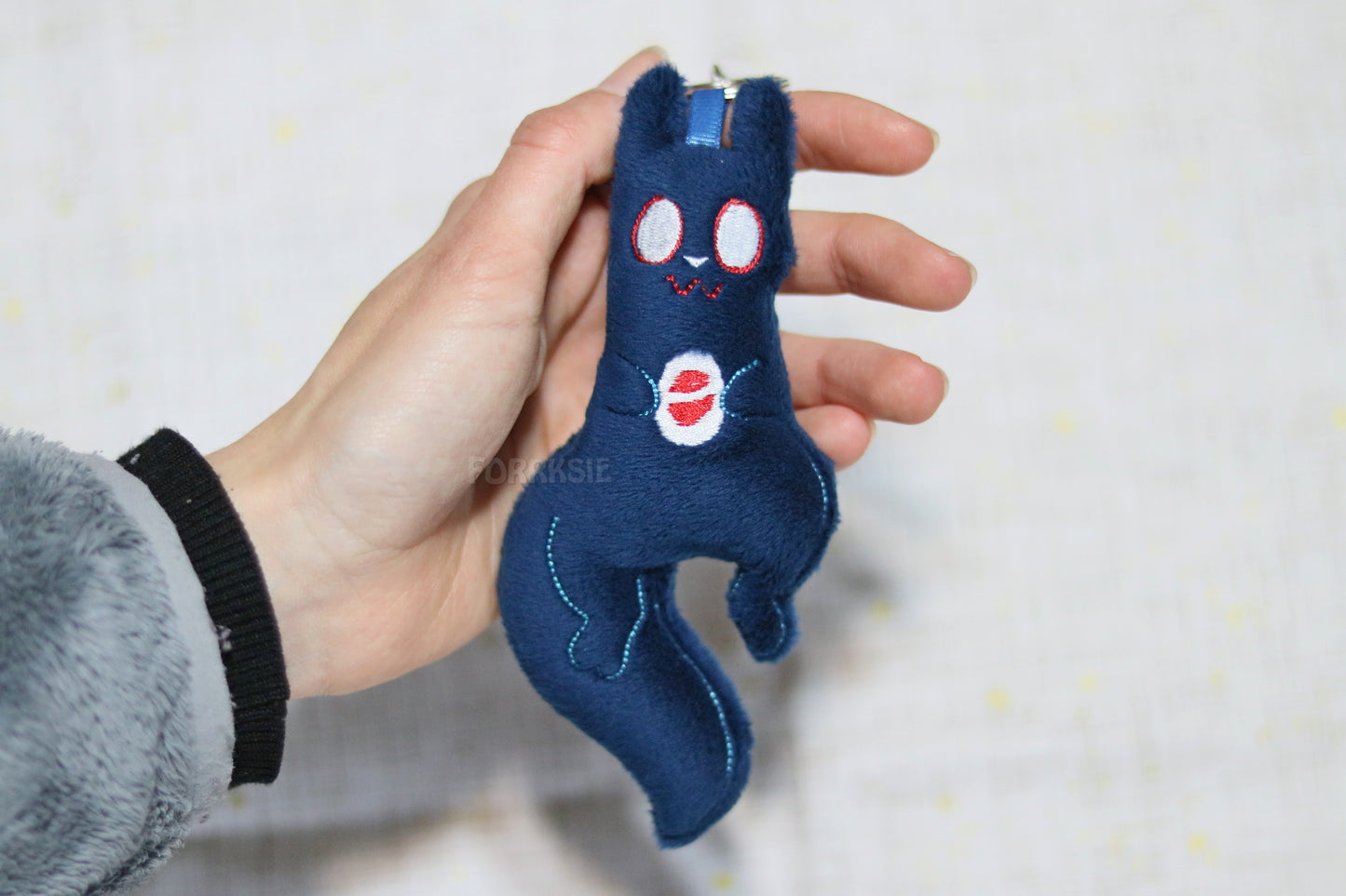 Charms Rain World, Slugcat keychains - READY TO SHIP