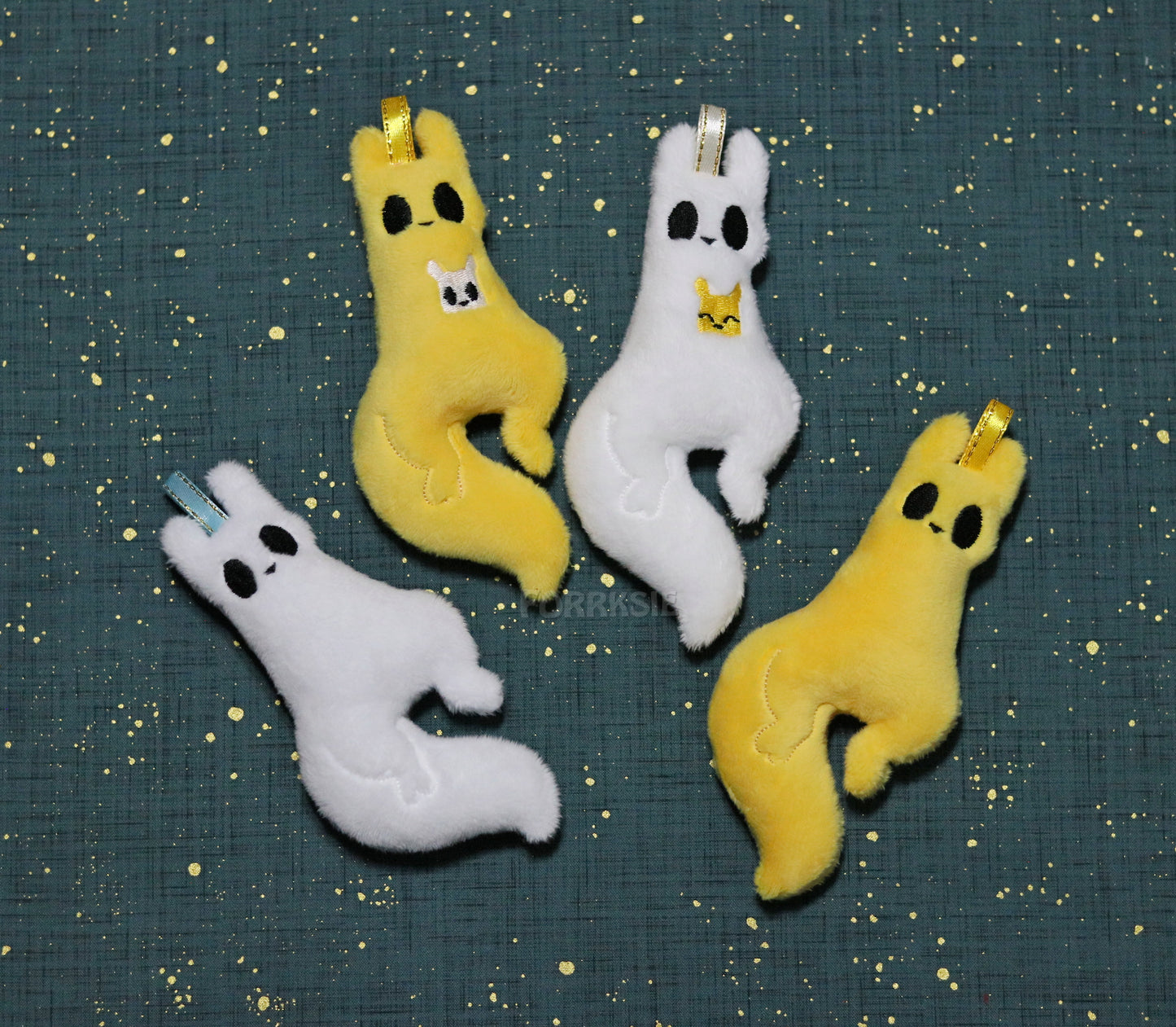 Charms Rain World, Slugcat keychains - READY TO SHIP