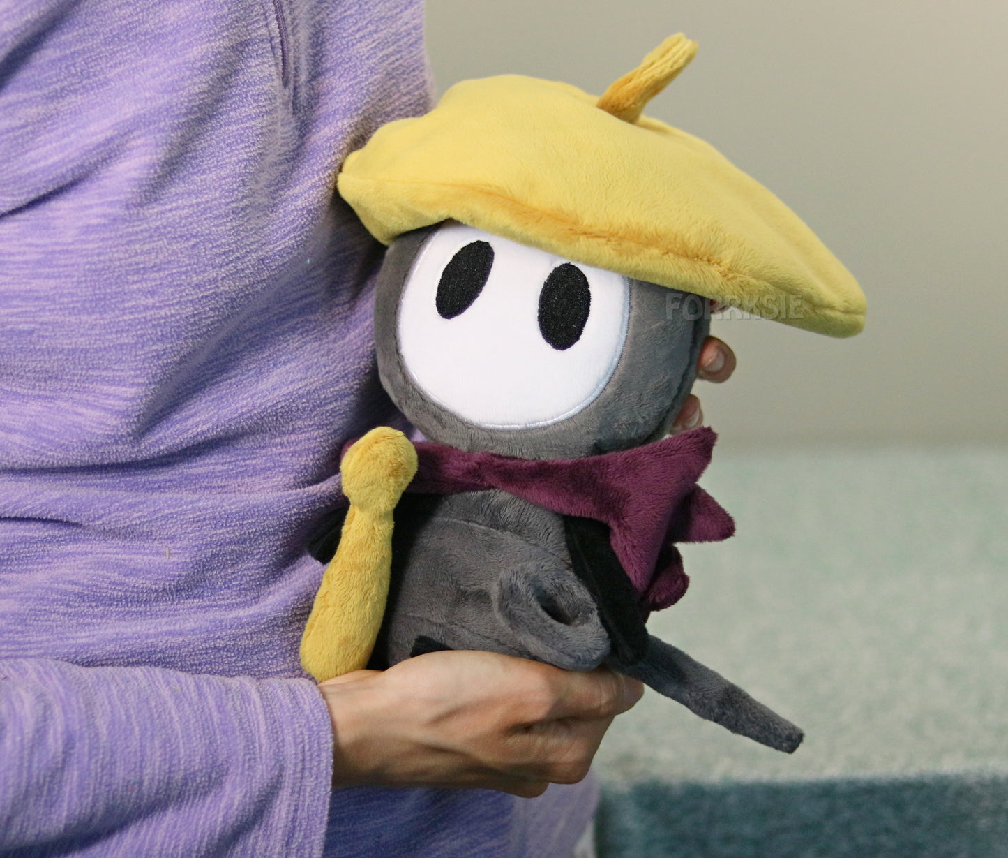 PRE-ORDER Sherma plush, 33cm/13" (with magnets)