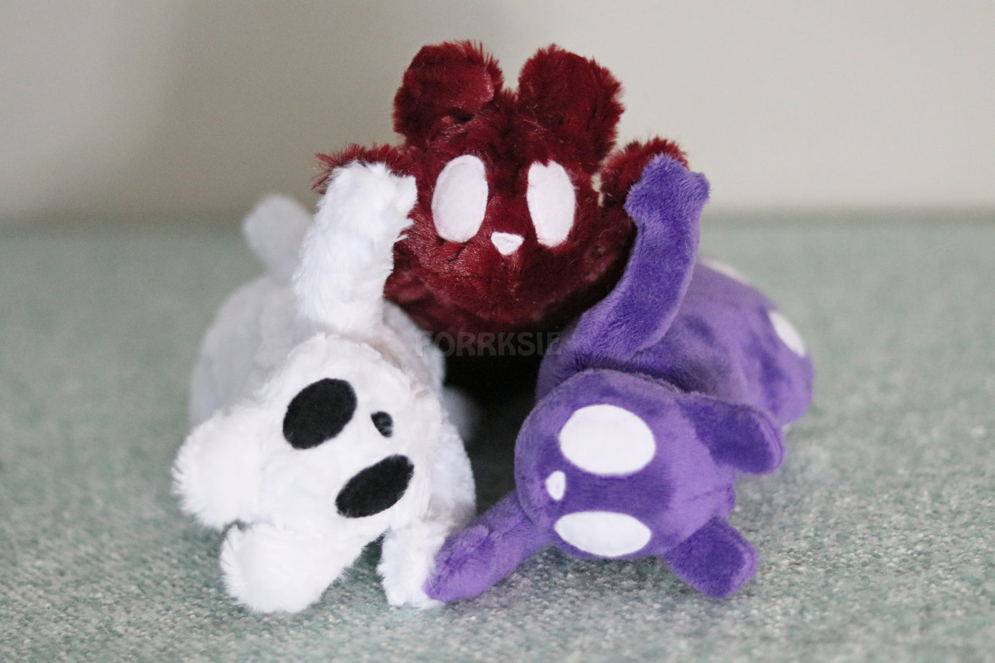 Rain World, Slugpup plushies with MAGNETS - READY TO SHIP