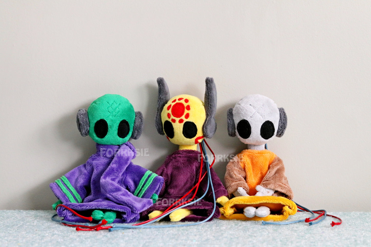 PRE-ORDER iterator plushie 11 inches, Rain World, Downpour, with MAGNETS