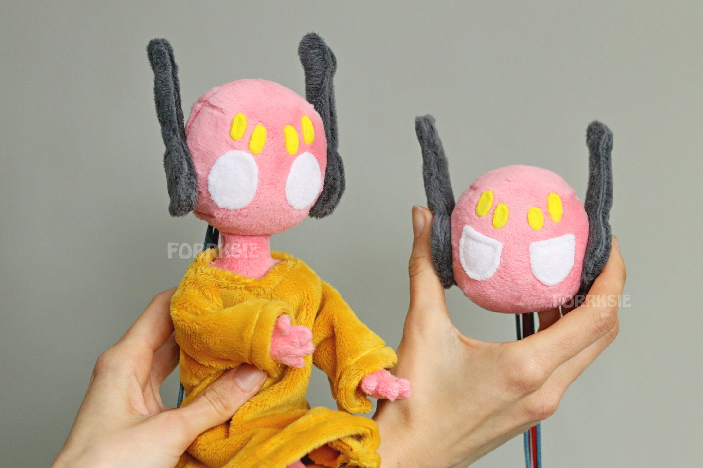 PRE-ORDER iterator plushie 11 inches, Rain World, Downpour, with MAGNETS
