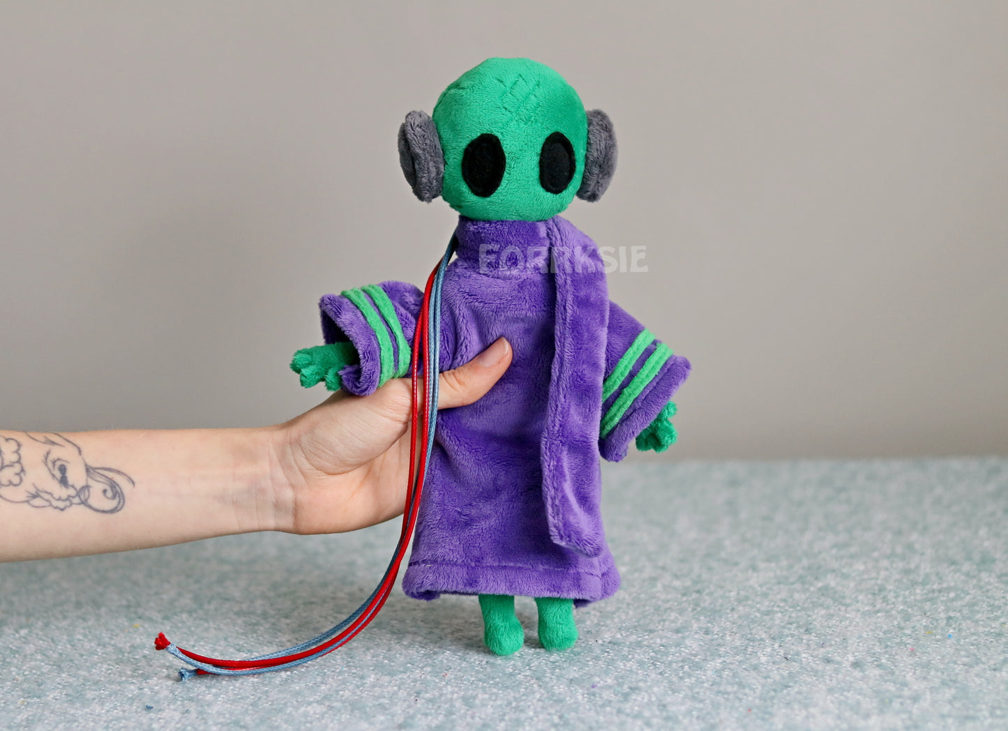 PRE-ORDER iterator plushie 11 inches, Rain World, Downpour, with MAGNETS