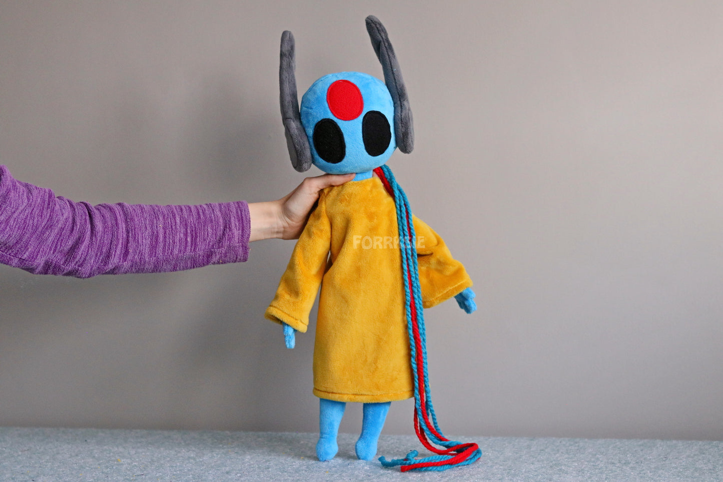 PRE-ORDER iterator plushie 57cm/22.5 inches, Rain World, Downpour, with MAGNETS