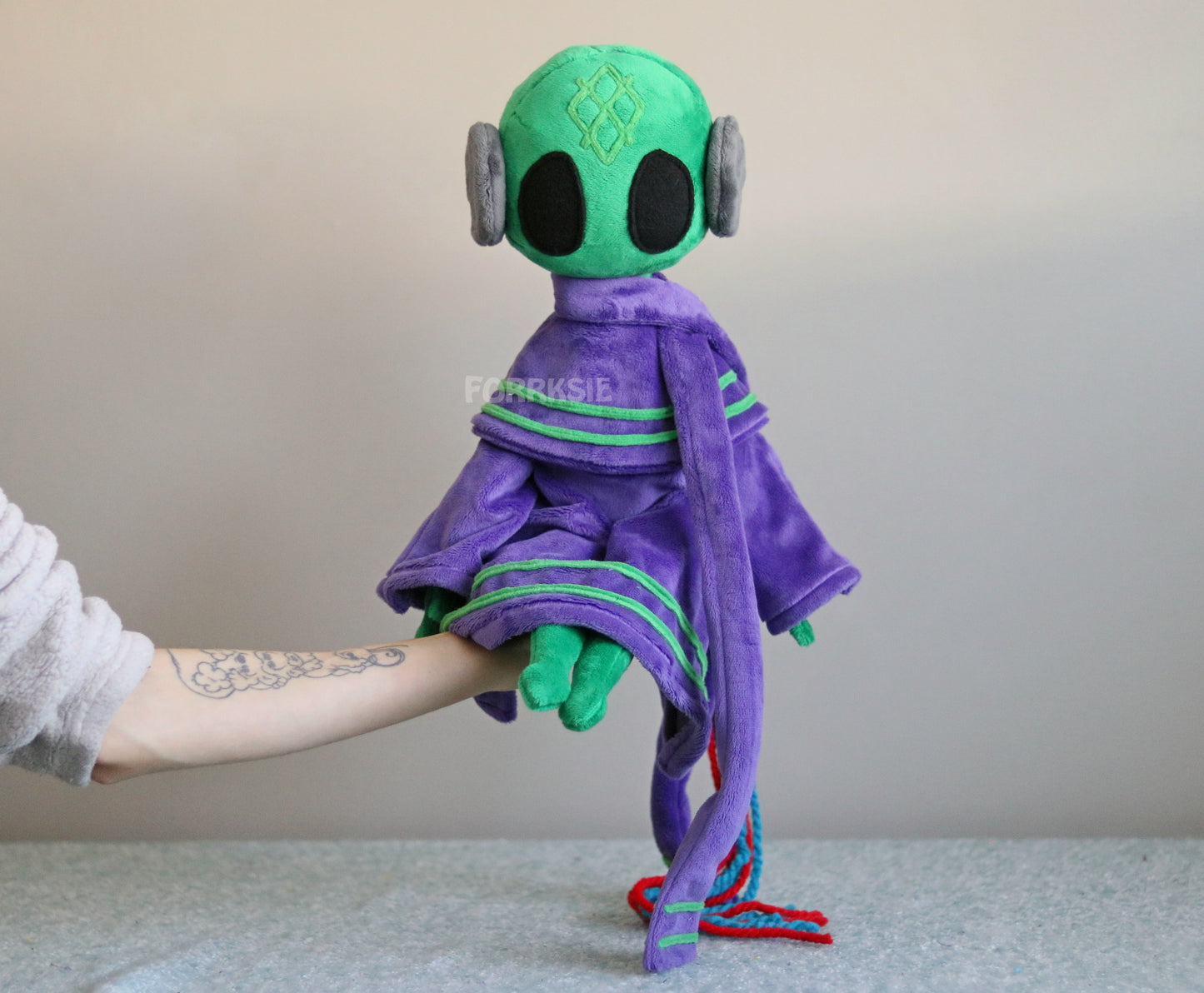 PRE-ORDER iterator plushie 57cm/22.5 inches, Rain World, Downpour, with MAGNETS