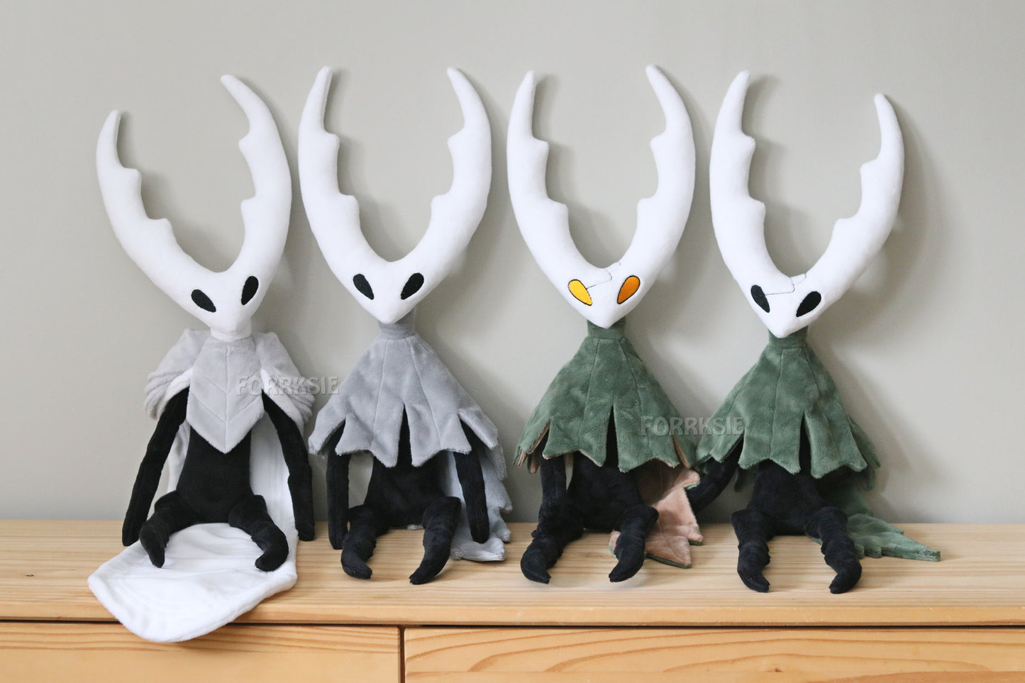 PRE-ORDER Hollow Knight/Pure Vessel plush, 82cm/32"