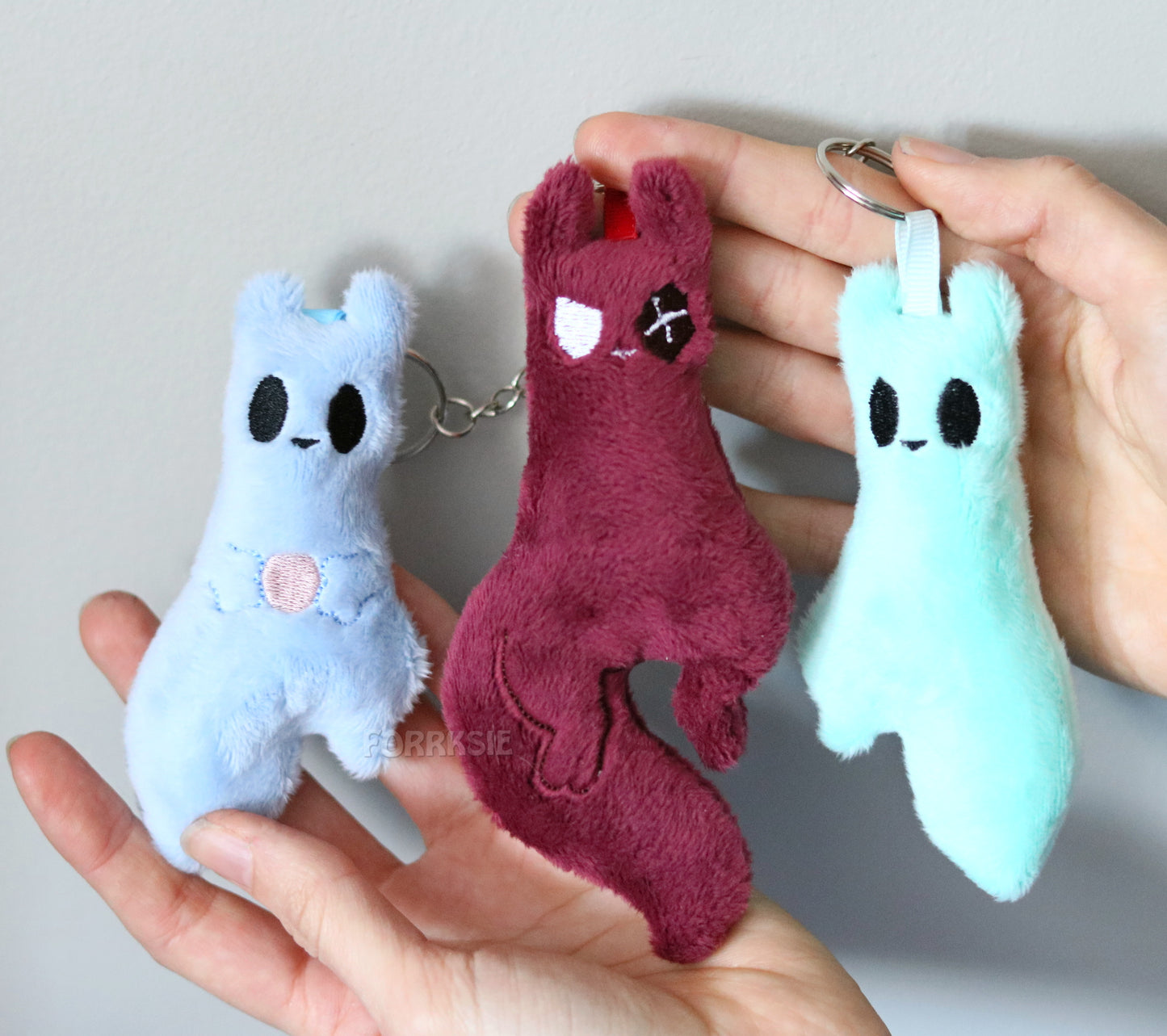 Charms Rain World, Slugcat charm - READY TO SHIP