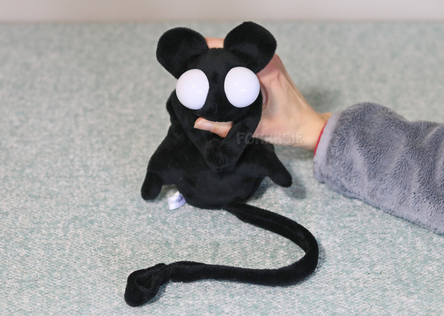 PRE-ORDER Lantern Mouse plushie, Rain World, with MAGNETS