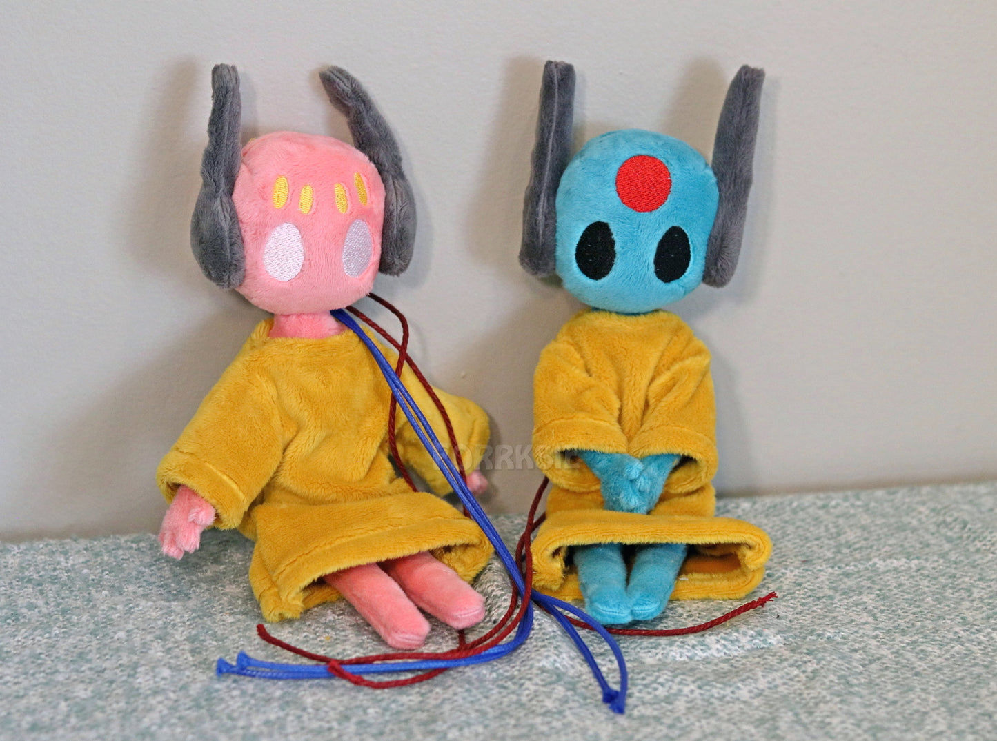 PRE-ORDER iterator plushie 11 inches, Rain World, Downpour, with MAGNETS