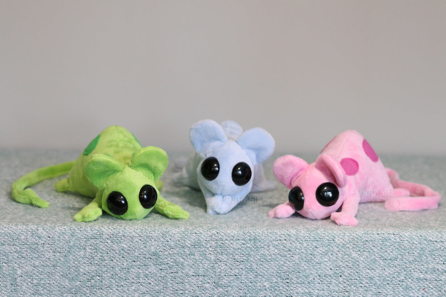 Lantern Mouse plushie, Rain World, with MAGNETS - READY TO SHIP