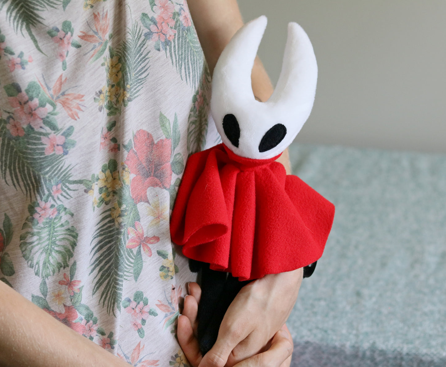 PRE-ORDER Hornet plush, 35cm/13.7" (with magnets)