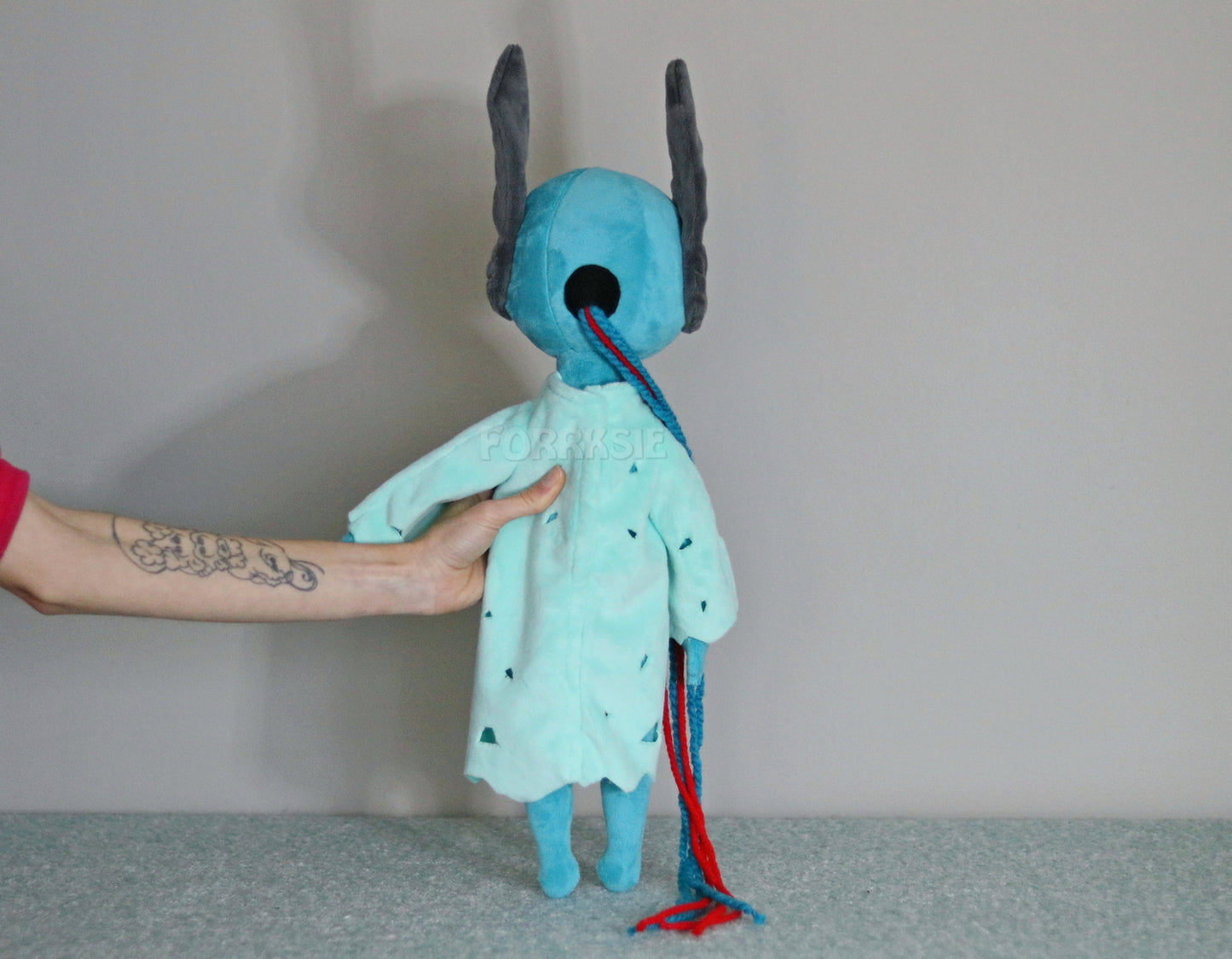 PRE-ORDER iterator plushie 57cm/22.5 inches, Rain World, Downpour, with MAGNETS