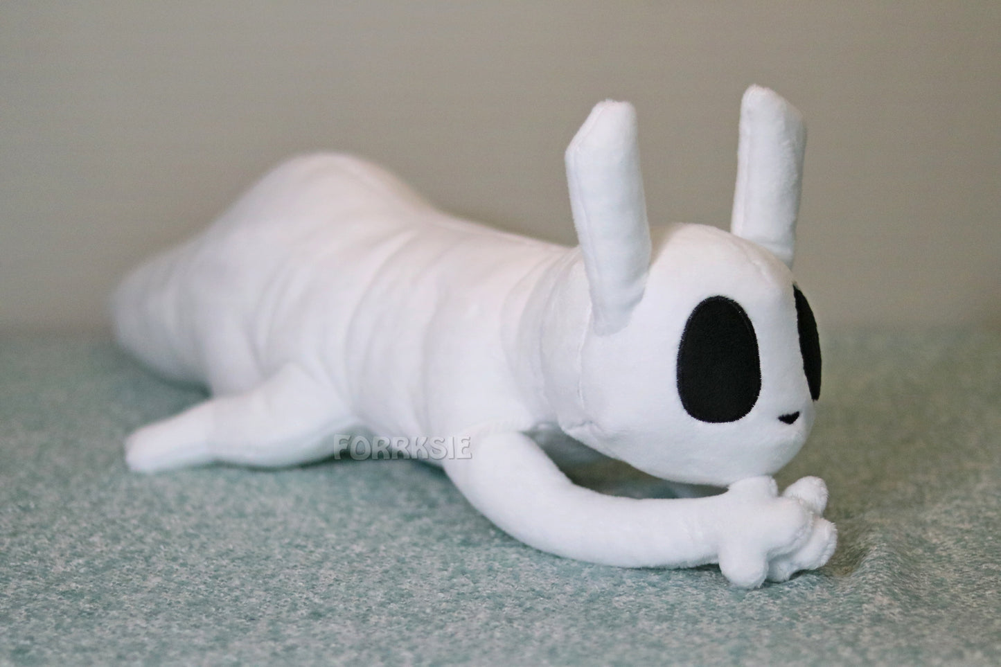 PRE-ORDER 24 inches Survivor, Rain World plush