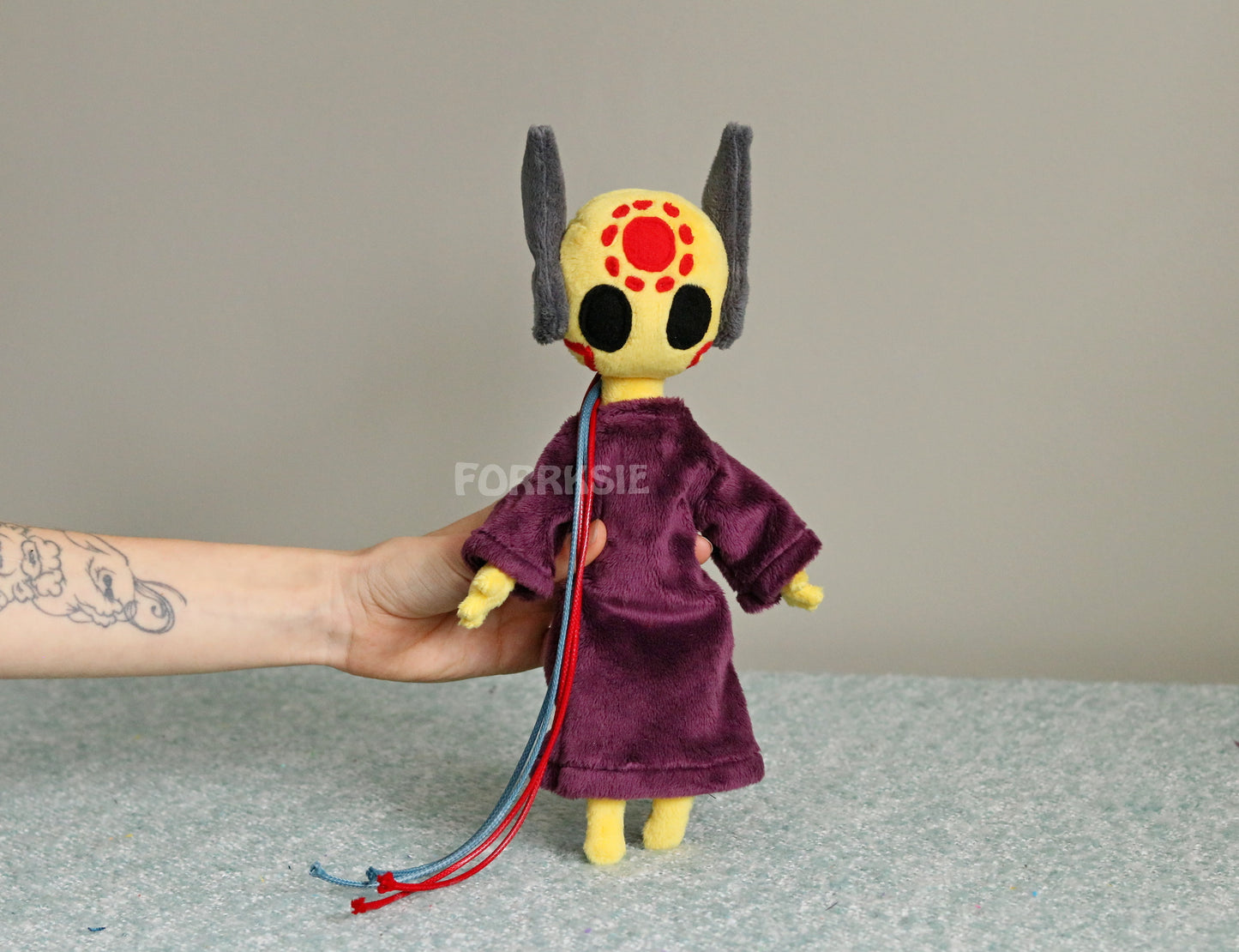 PRE-ORDER iterator plushie 11 inches, Rain World, Downpour, with MAGNETS